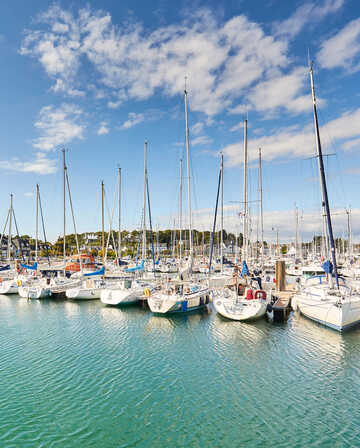 Port de plaisance de la Trinité-sur-Mer et informations pour venir en Bateau dans la Baie de Quiberon 