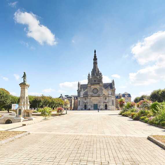 Sanctuaire sainte anne d'auray Visite guidée