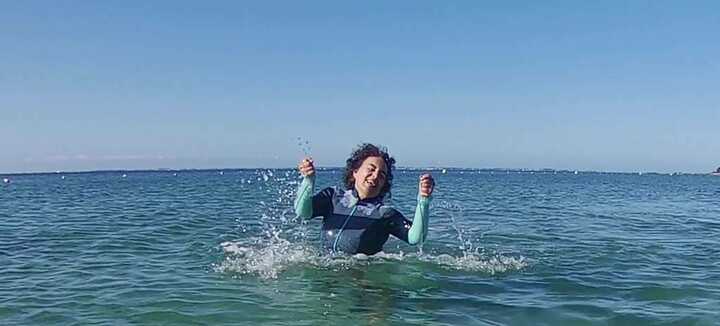 NandiniWavesDance - Coastal Longevity NandiniWavesDance - Coastal Longevity