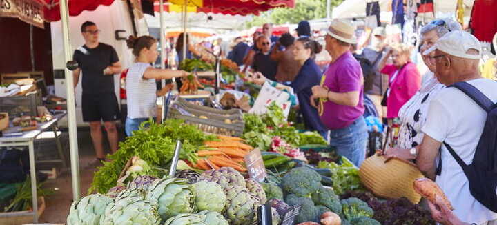 Marché d'été à Penthièvre