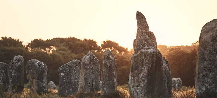 Les mégalithes de Carnac dans la lignée des 7 merveilles - Mégalithes en fête Les mégalithes de Carnac dans la lignée des 7 merveilles - Mégalithes en fête
