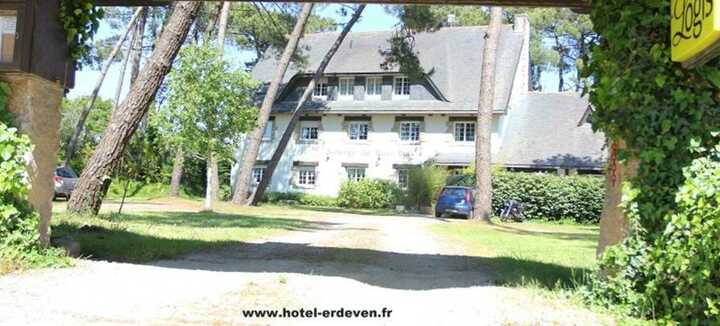 Hotel Enclos des Pins Hotel Enclos des Pins