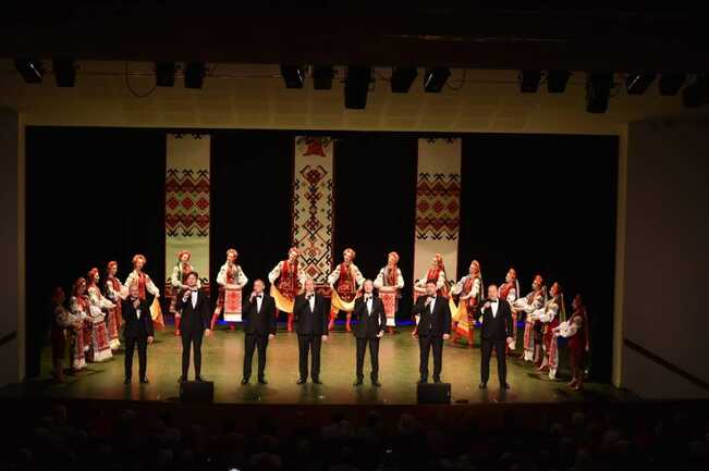 Joyeux Petits Souliers & Orpheus