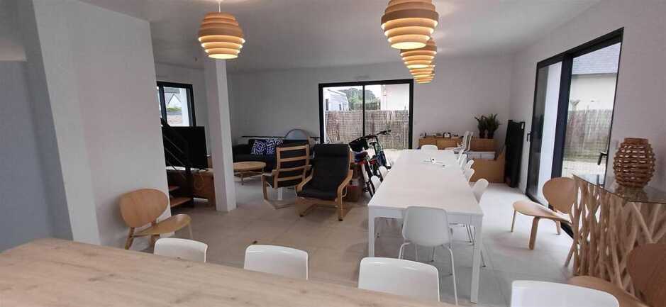 4.-AR-BIZ---salle-à-manger-et-salon-(aménagement-en-cours)