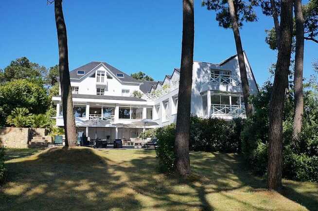 6A1B51D5-6122-4656-9349-540FA85CFBDB-(002)