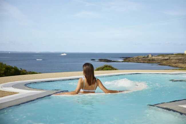 Sofitel-Quiberon-Jacuzzi_FA