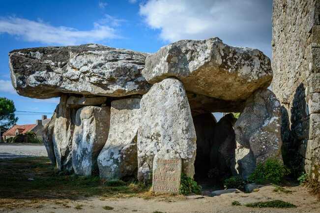 Dolmen-de-crucuno-plouharnel-morbihan-bretagne-sud