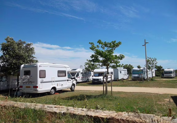 Aire de Camping-cars Erdeven Kerhillio - Morbihan Sud