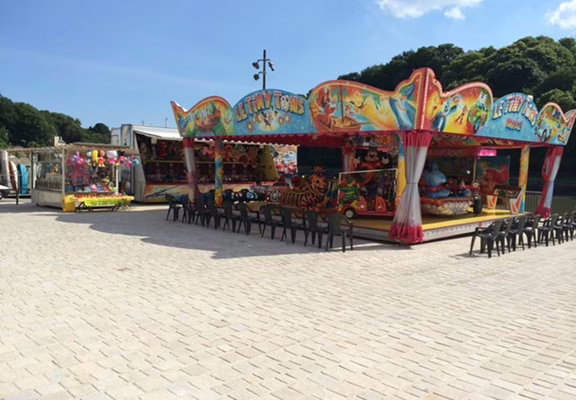 Manège Le Tiny Toons
